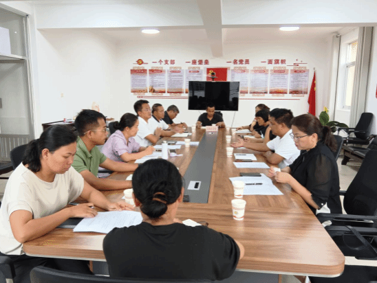 沧源自治县委常委、县人民政府副县长 赵冬春到县住房和城乡建设局调研