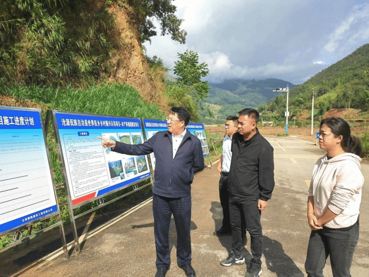 唐兴平在勐来乡调研时强调：以党建引领推动经济社会发展 抓实国家卫生乡镇创建