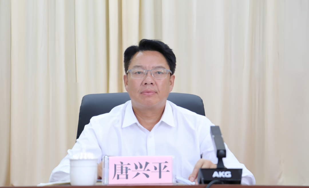 全县教育发展大会召开 围绕“教育强县”战略目标 奋力开创沧源教育事业发展新局面